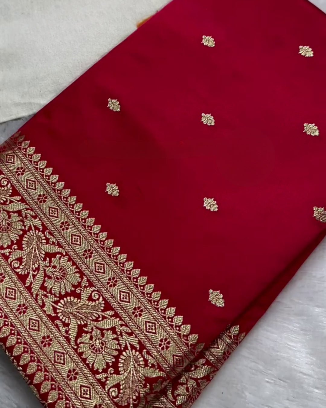 Arohi - Rich Maroon Traditional Zari Banarasi Saree