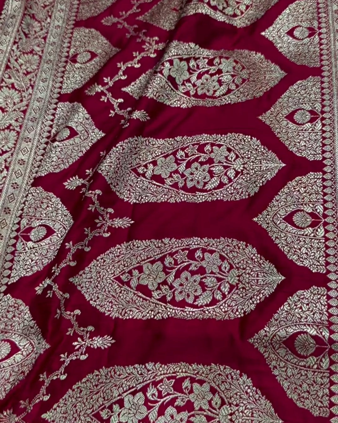 Arohi - Rich Maroon Traditional Zari Banarasi Saree