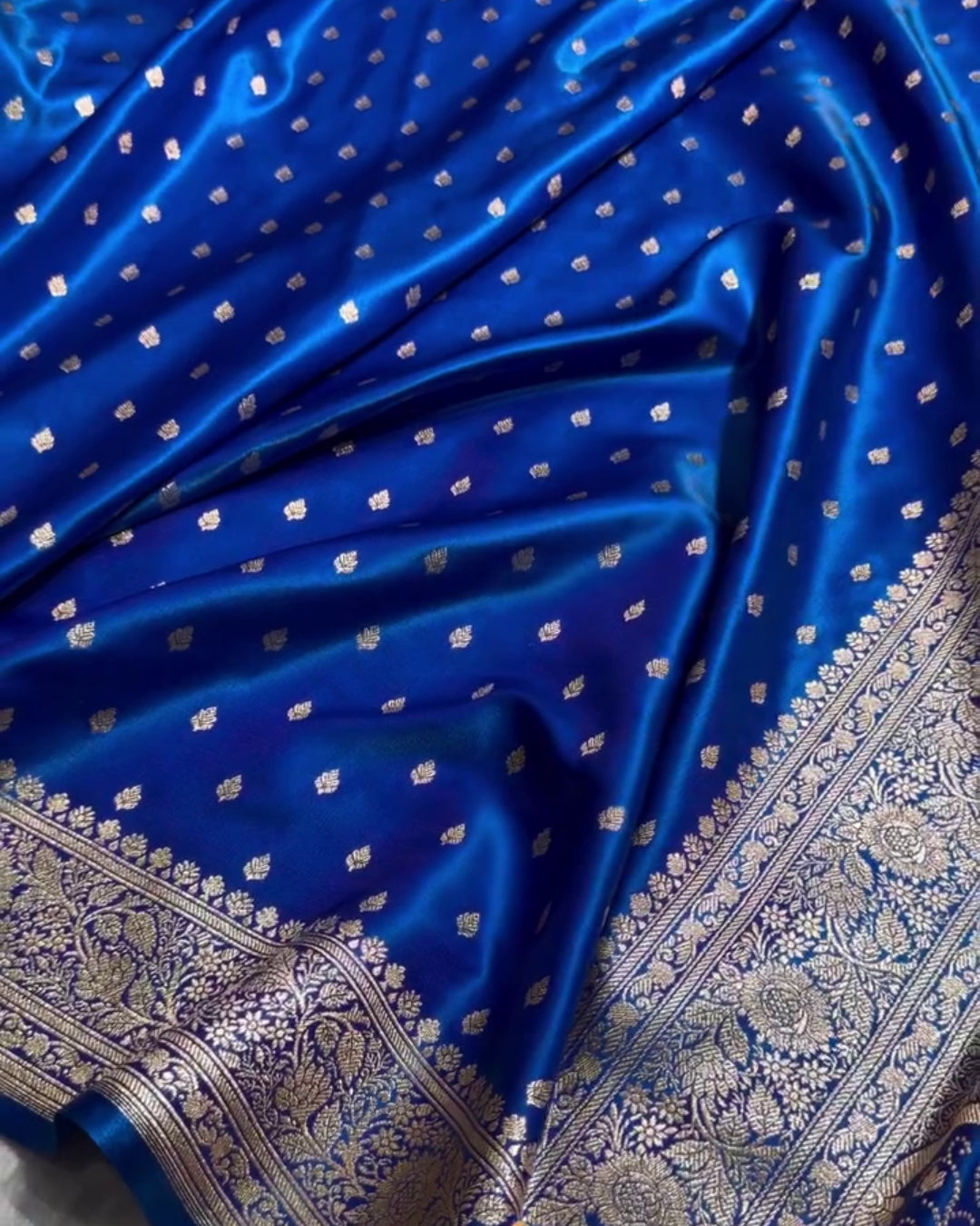 Bansri - Royal Blue Floral Zari Banarasi Saree