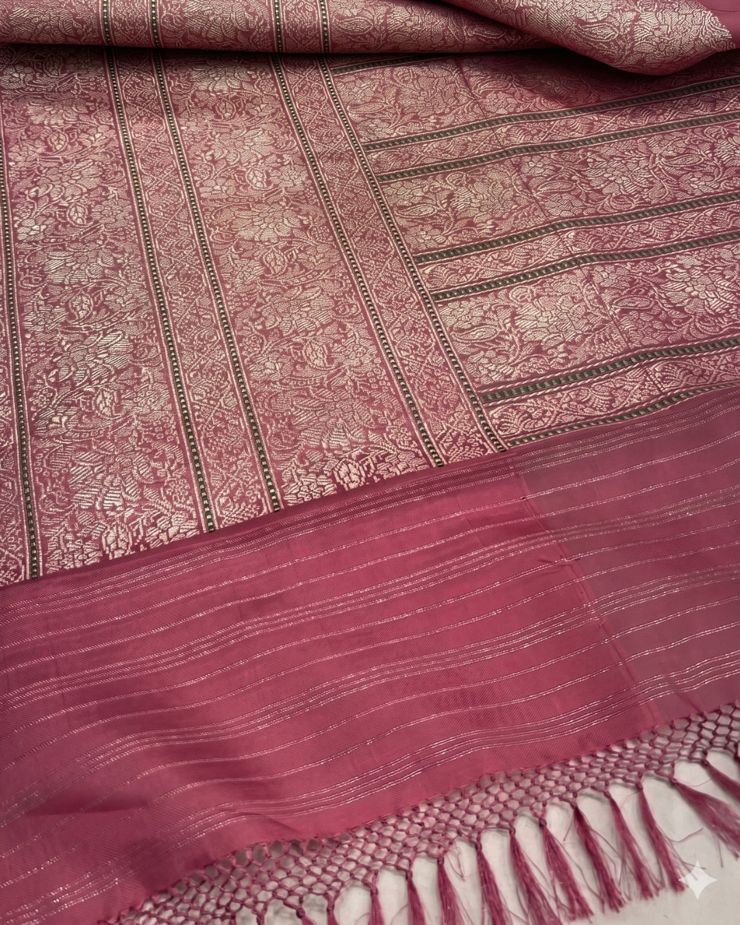 Aarini – Graceful Banarasi Pink Festive Saree