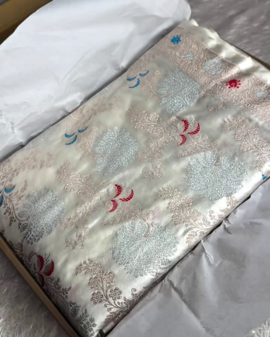Manya - Ivory White Silver Zari Banarasi Saree