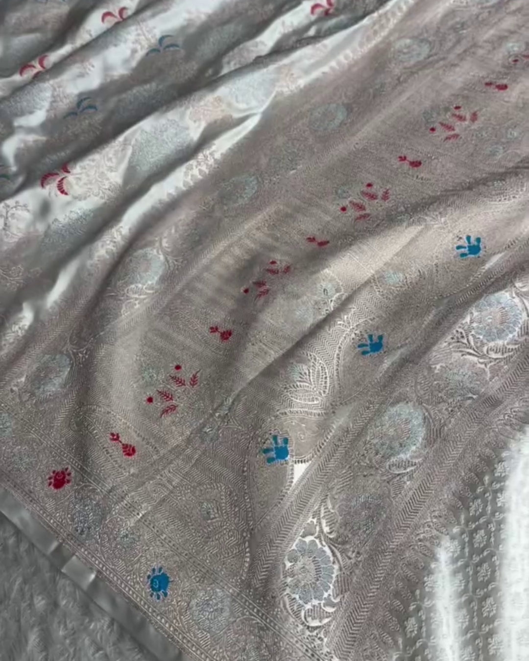 Manya - Ivory White Silver Zari Banarasi Saree