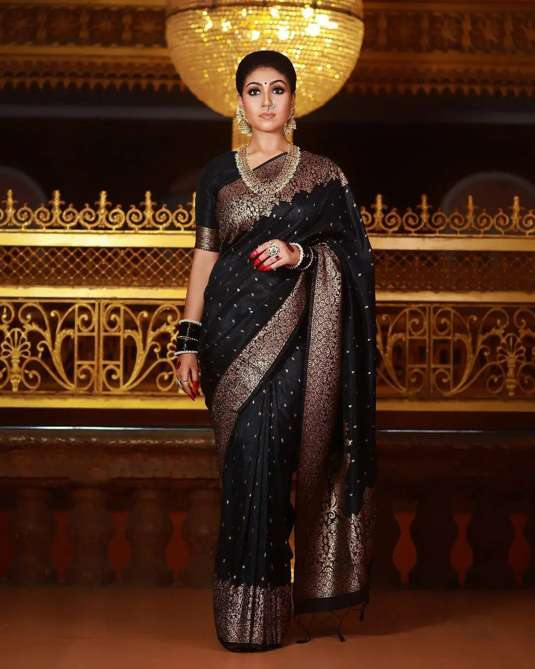 Shivi – Black Banarasi Silk Saree with Jacquard Zari Border