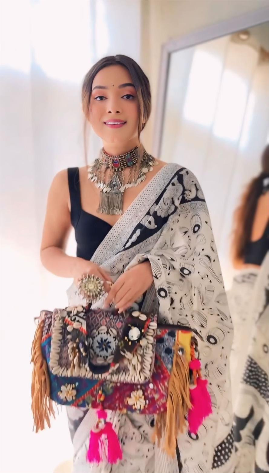 Tribal Sketch Cotton Saree in Black & White