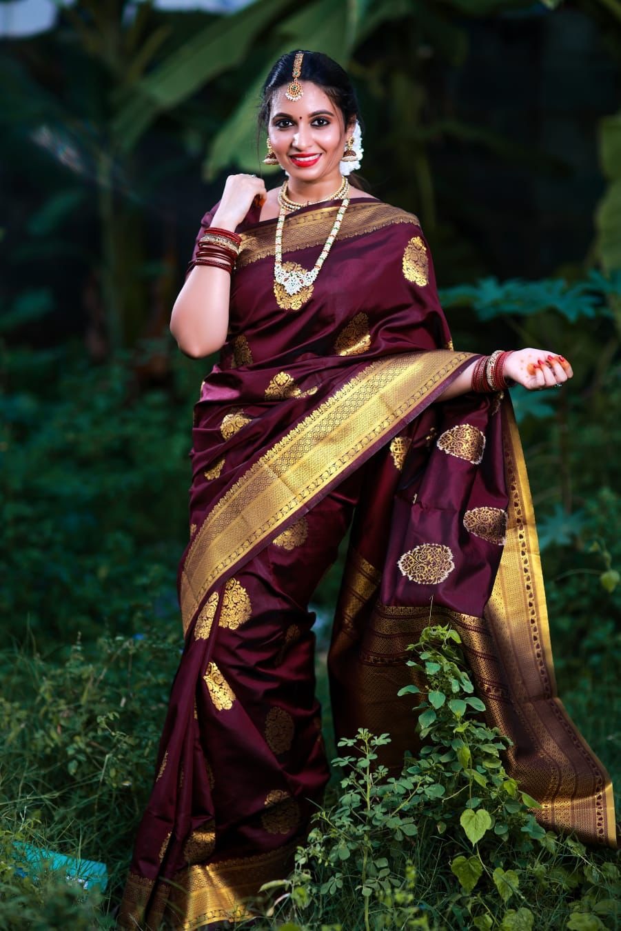 Vanshika – Maroon Soft Banarasi Silk Saree with Jacquard Weaving (Copy)