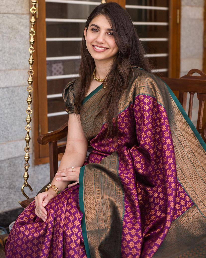 Knyaa's Wine Gadget Banarasi SIlk Saree With Nouveau Attached Blouse