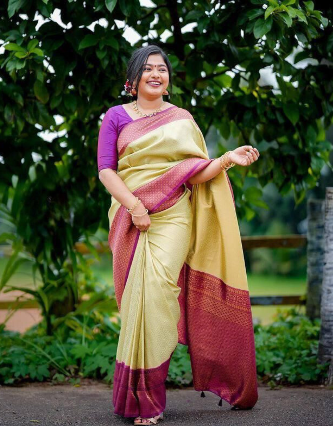 Himani Green Kanchipuram Silk Saree