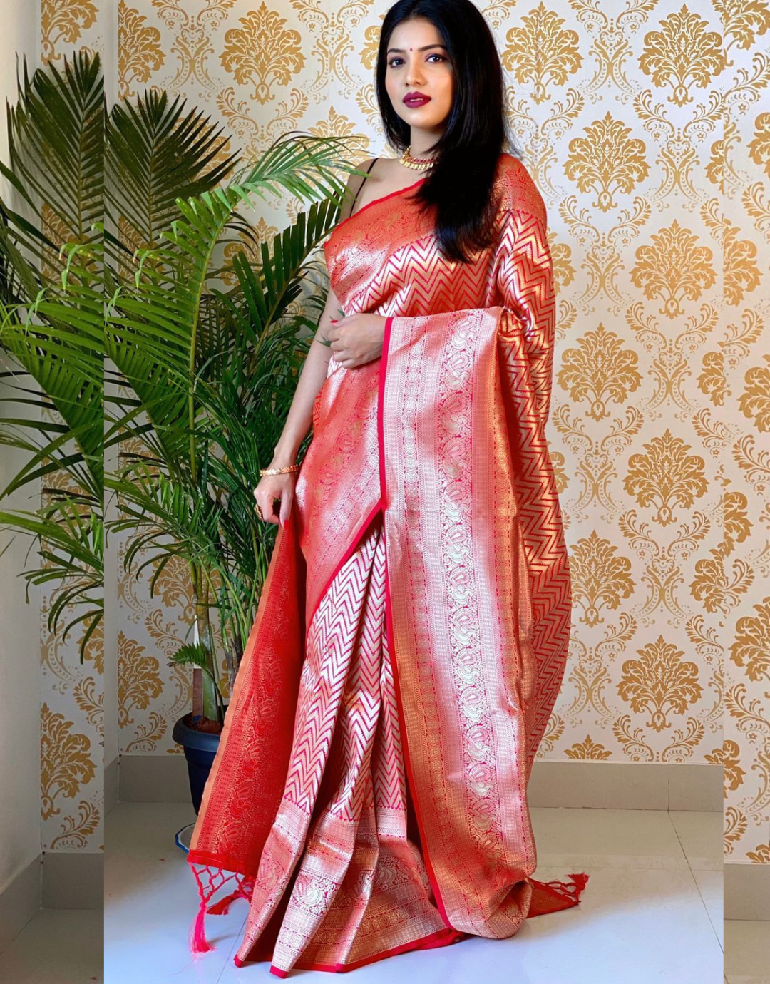 Gauri Pink Laheriya Design Banarasi Silk Saree