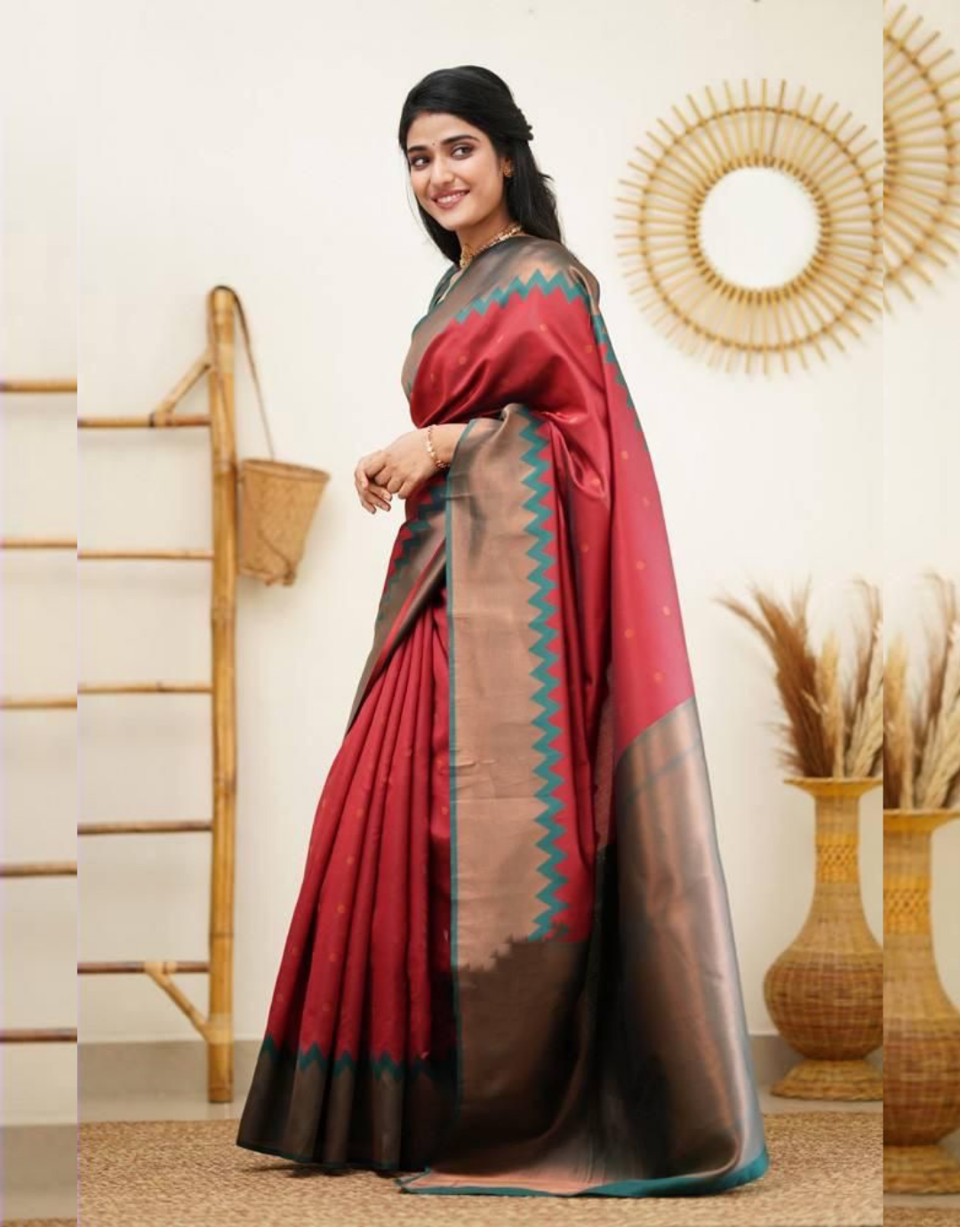 Ishika Red Kanchipuram Saree