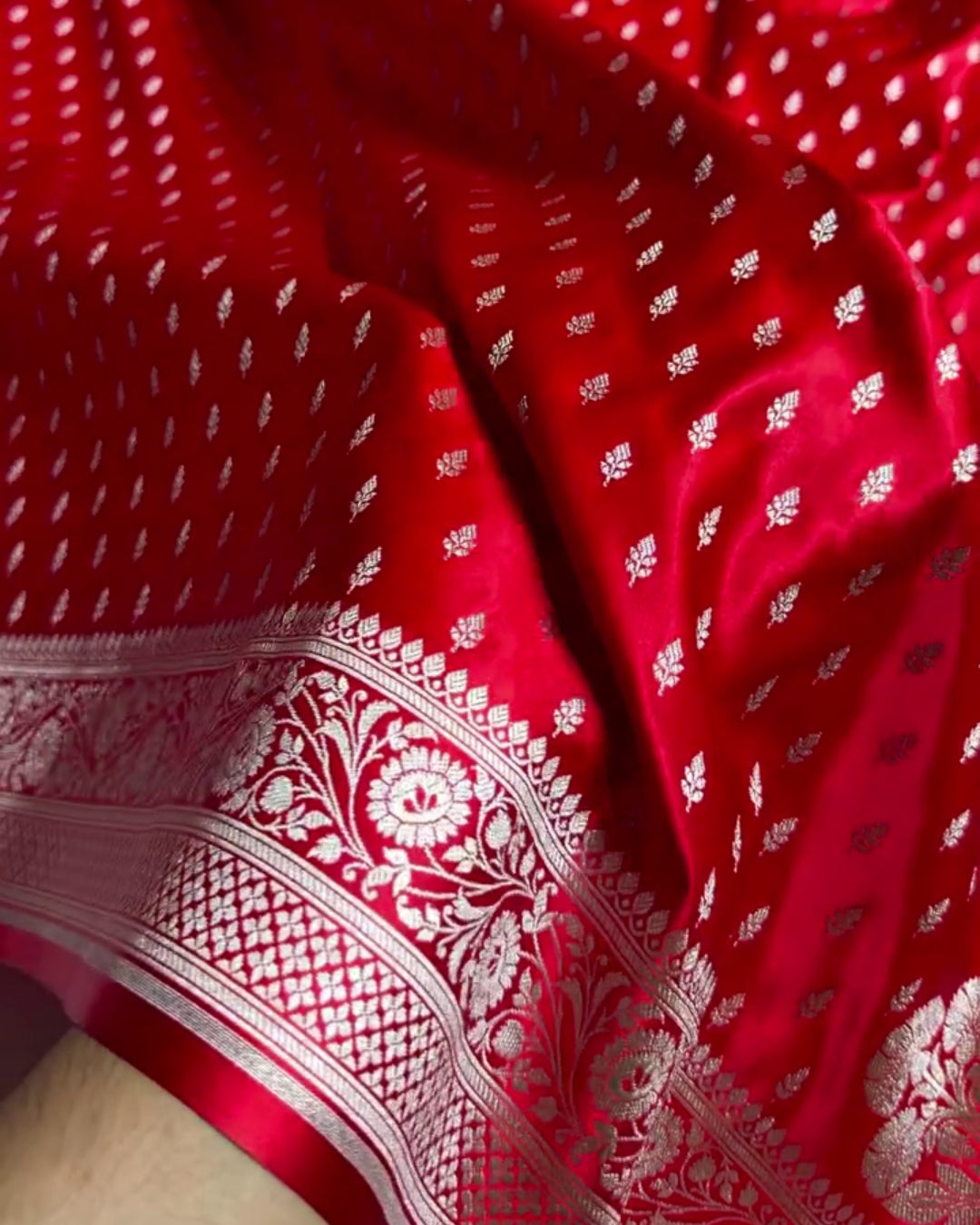 Zivara - Red Silver Zari Floral Banarasi Style Saree