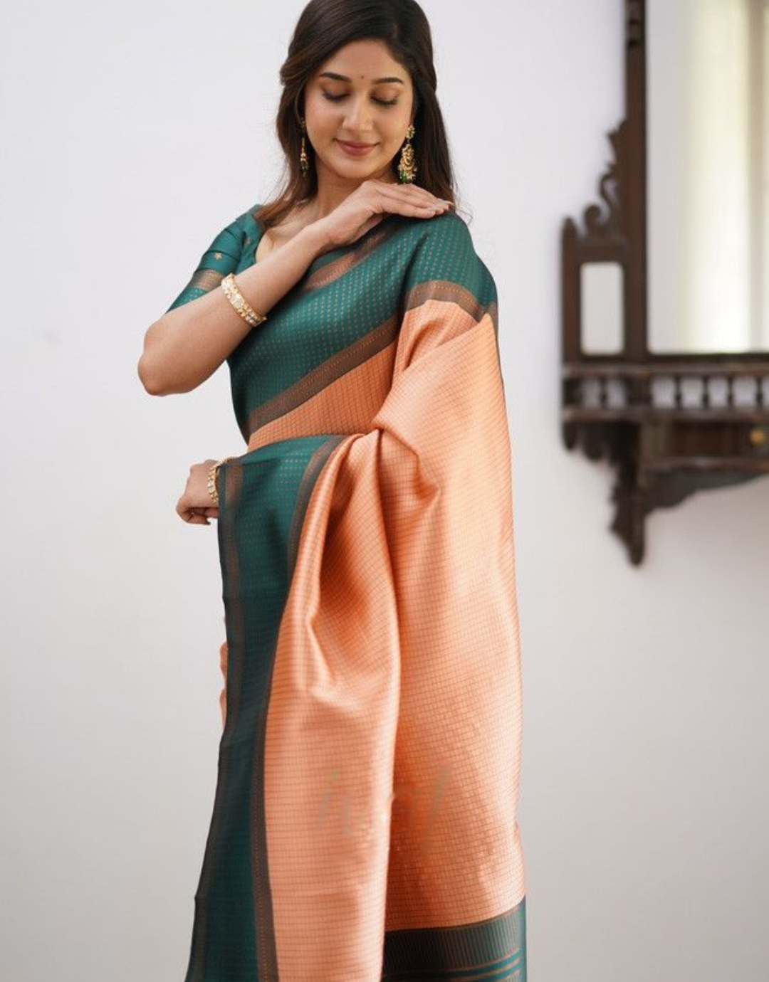 Nishu Peach Kanchipuram Silk Saree With Attached Blouse