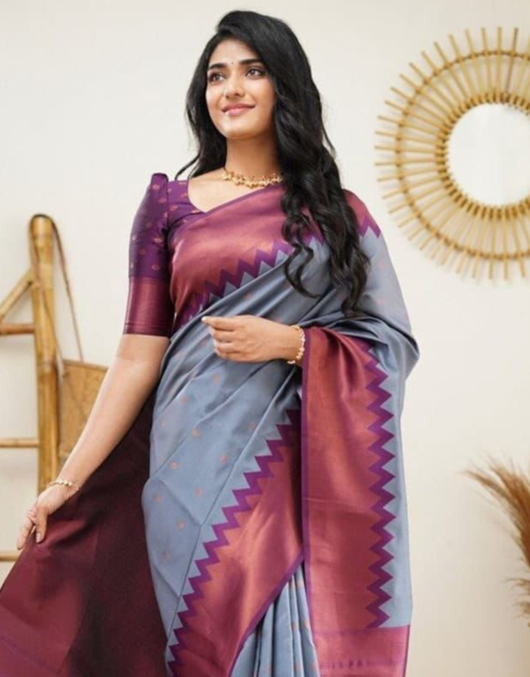 Ishika Cool Grey Kanchipuram Saree