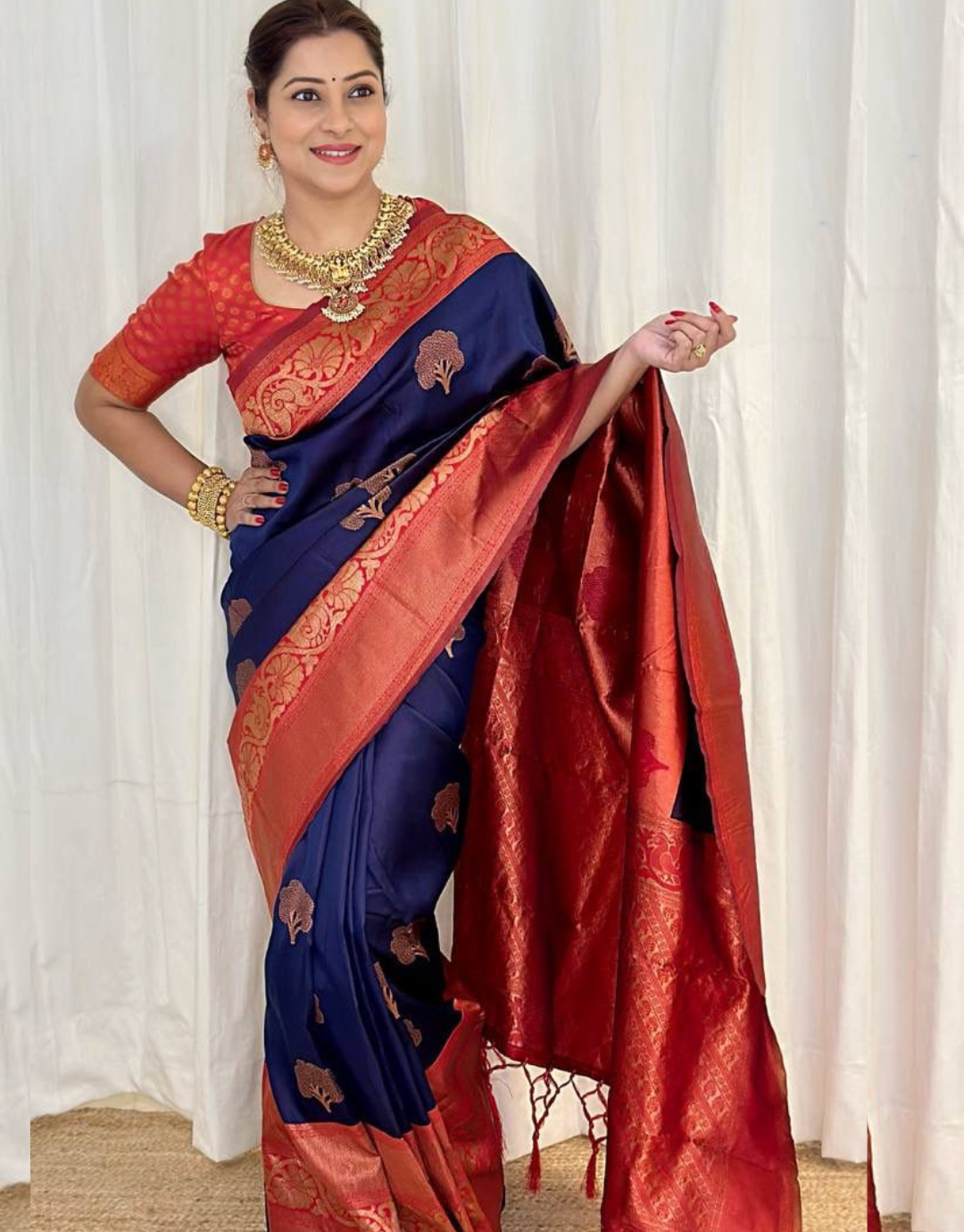 Nayra NavyBlue Banarasi Silk Saree