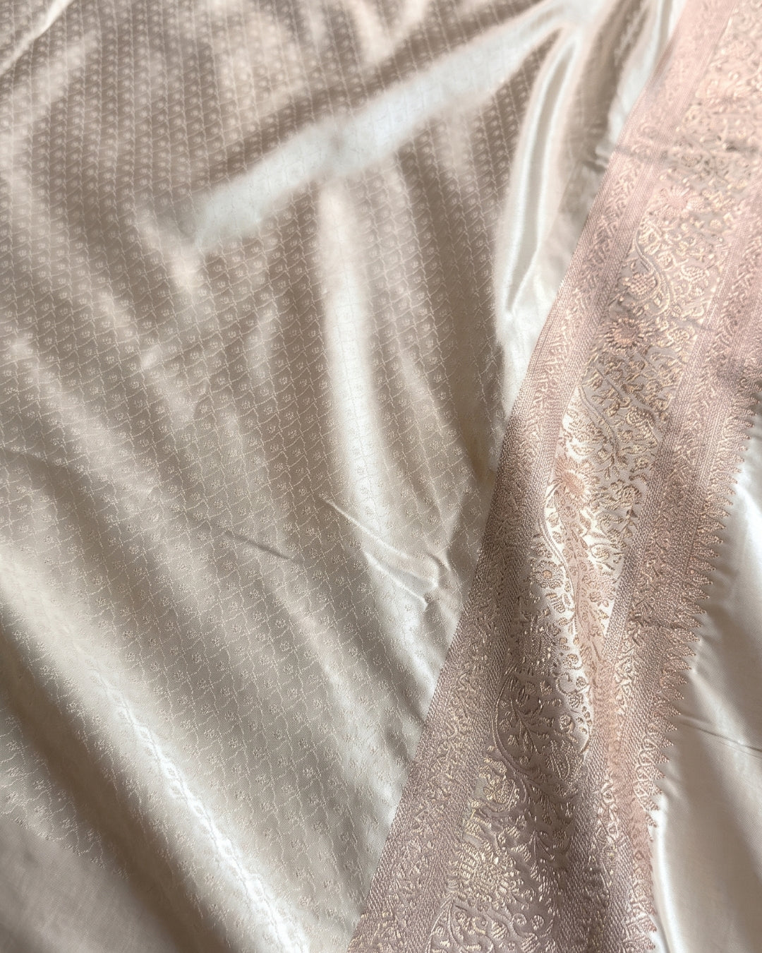 Mrinalini – Royal Red Silver Heritage Banarasi Saree