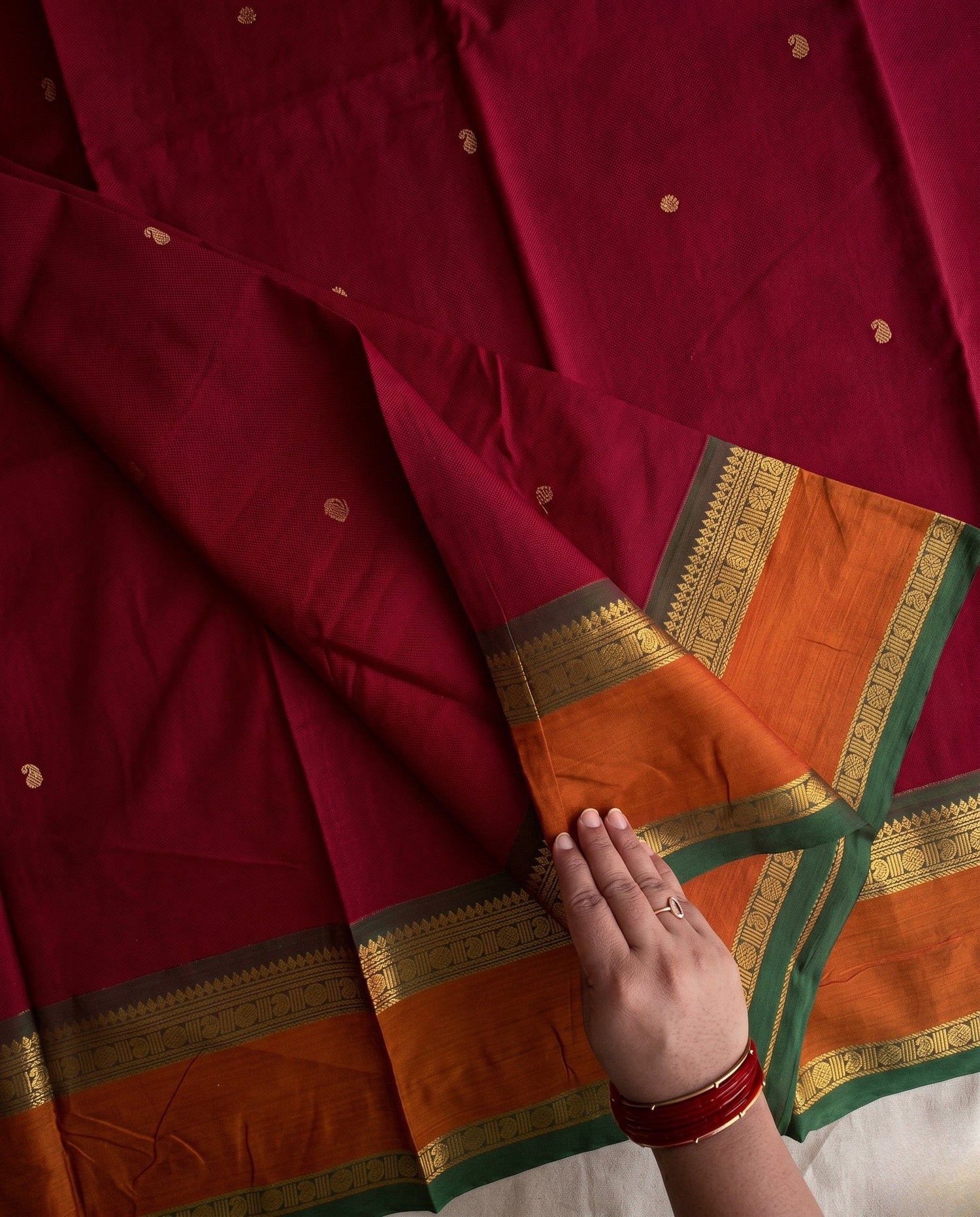 Sindhu - Red Contrast Orange Temple Border Kanchipuram Silk Saree