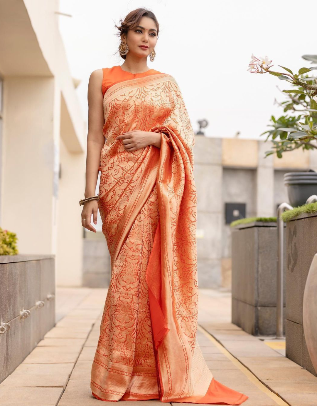 Pari Orange Kanchipuram Silk Saree With Attached Blouse