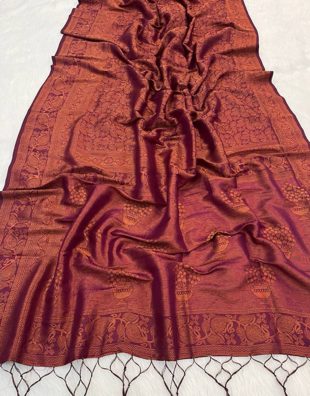 Siya Maroon Kubera Pattu Silk Saree