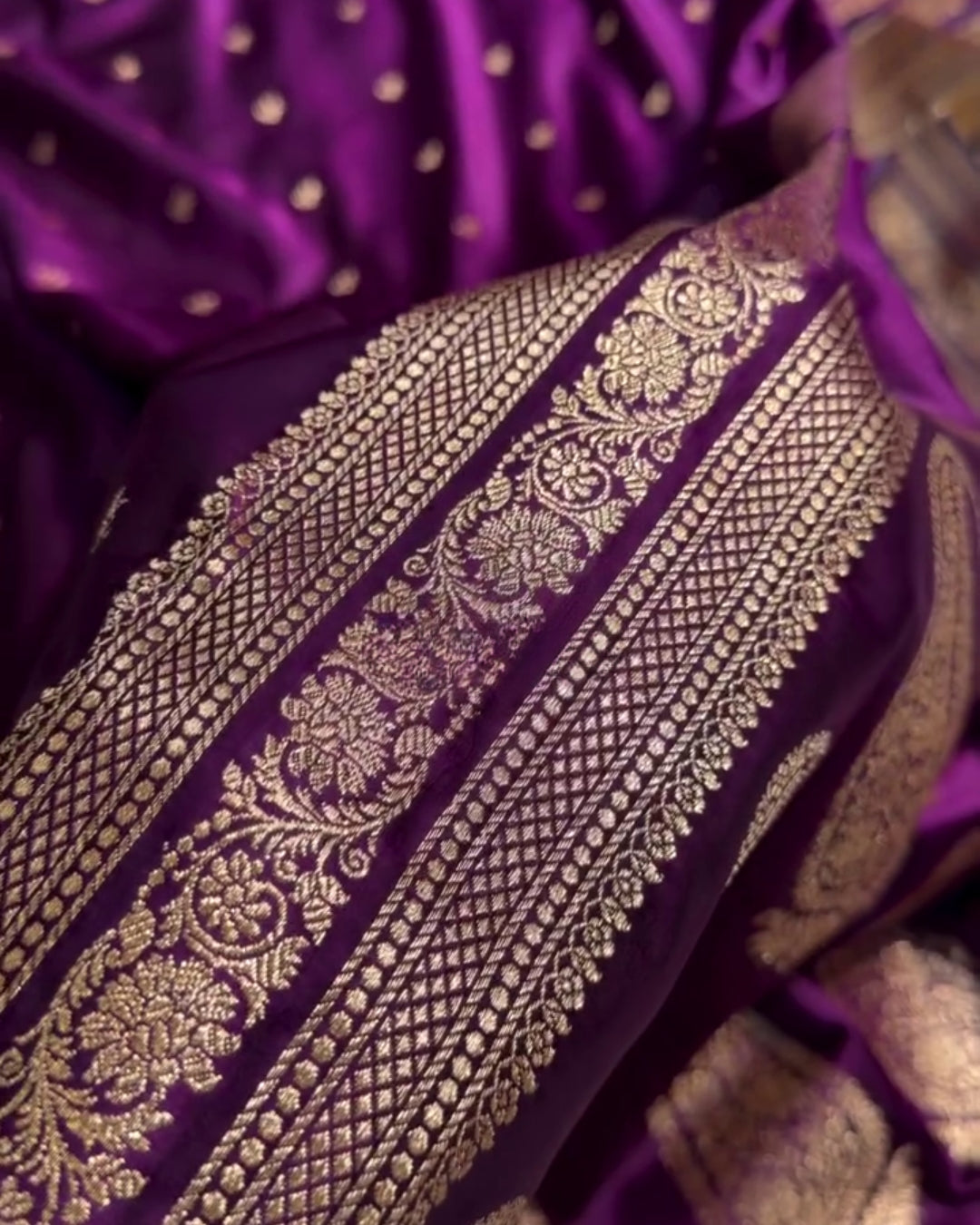 Tanirika - Majestic Banarasi Purple Grace