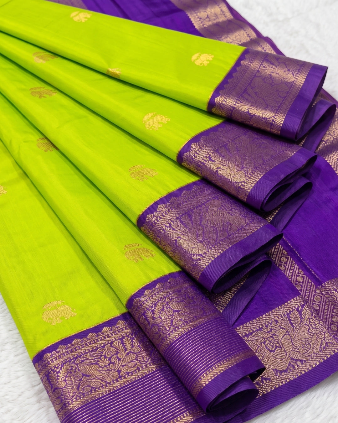 Viha - Parrot Green Contrast Border Silk Blend Saree