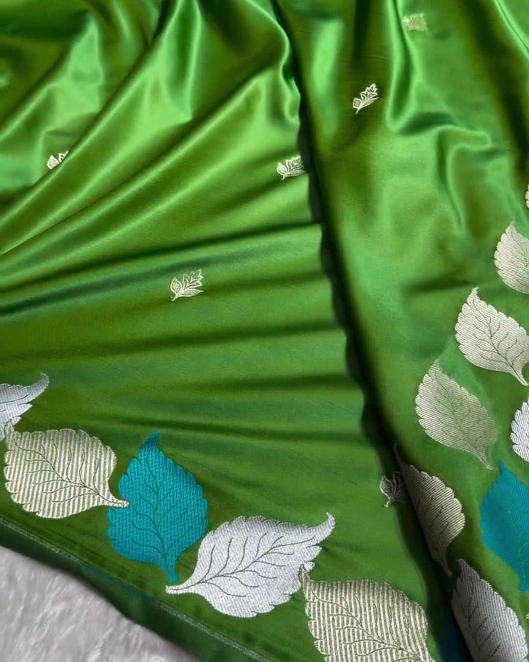 Krinal - Luxury Leaf Green Banarasi Blend Saree