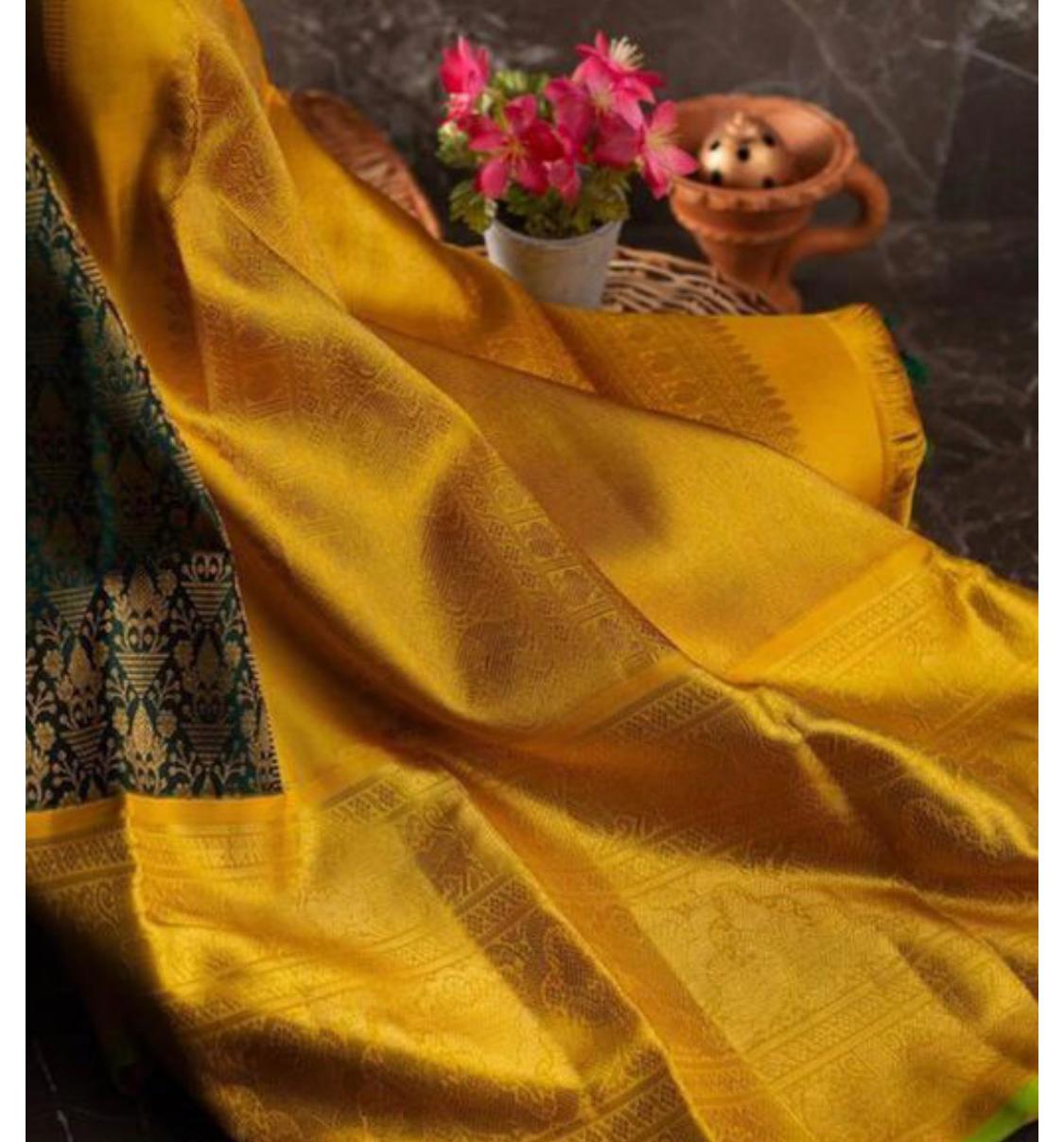 Giny Green Soft Silk Saree