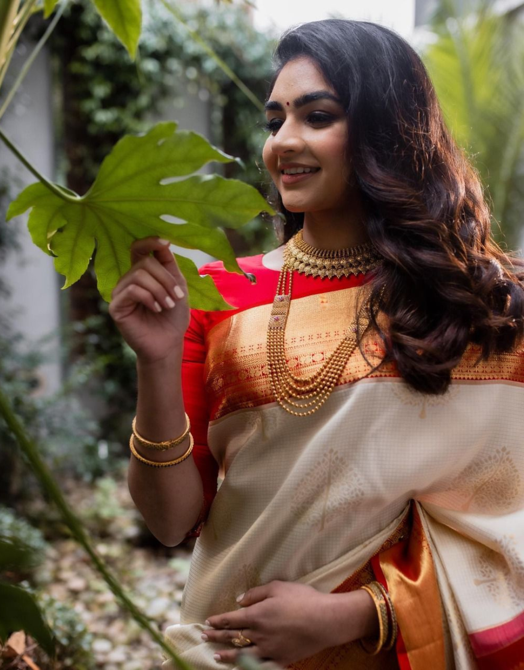 Harita Beige Litchi Silk Saree