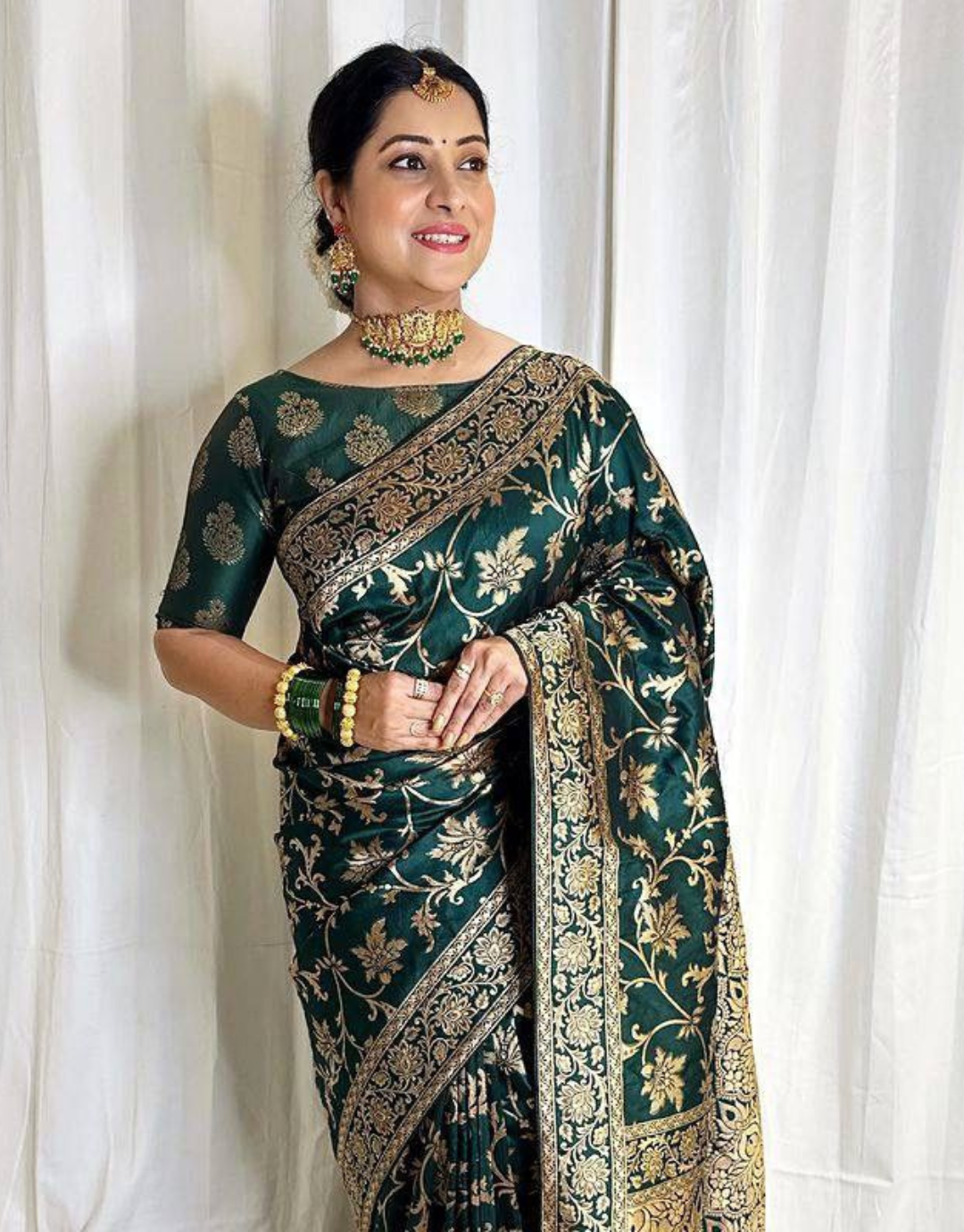 Sakshi Dark Green Kanchipuram Saree