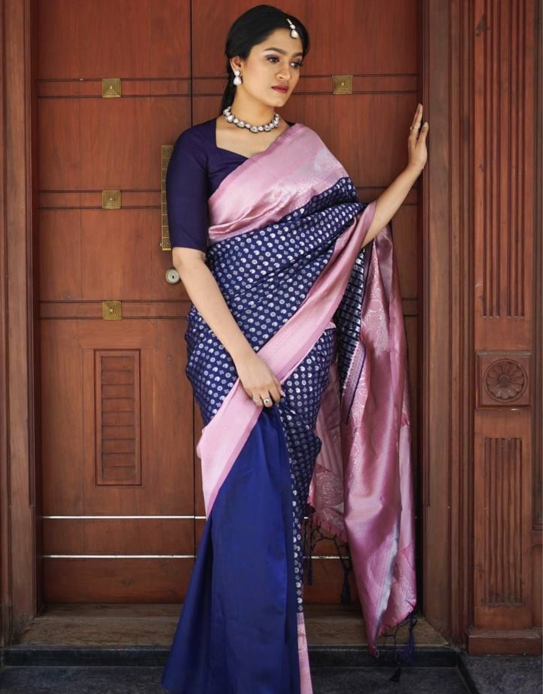 Mahak Navy Blue Soft Banarasi Silk Saree With Attractive Blouse