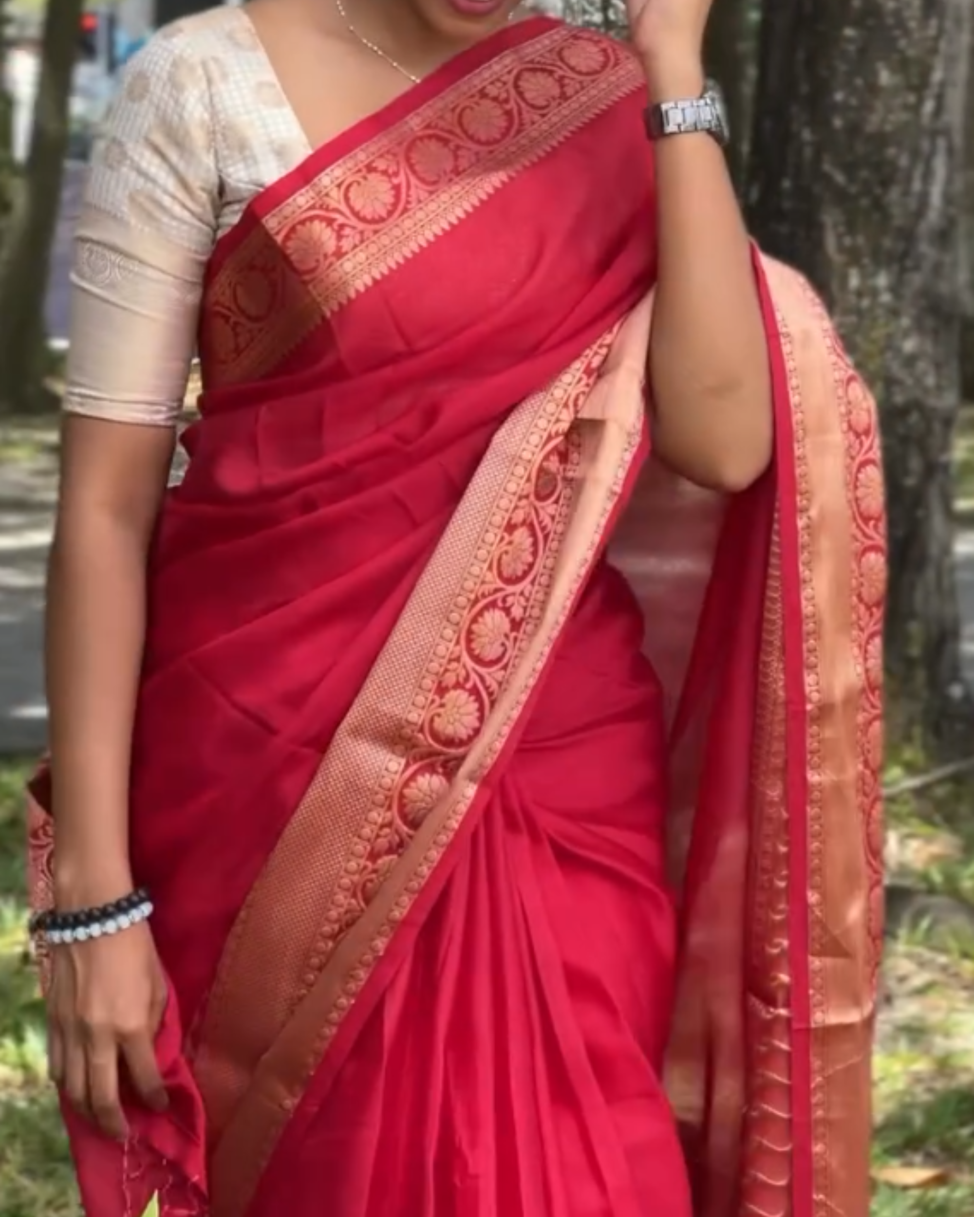 Red Radiance - Handwoven Banarasi Silk Saree