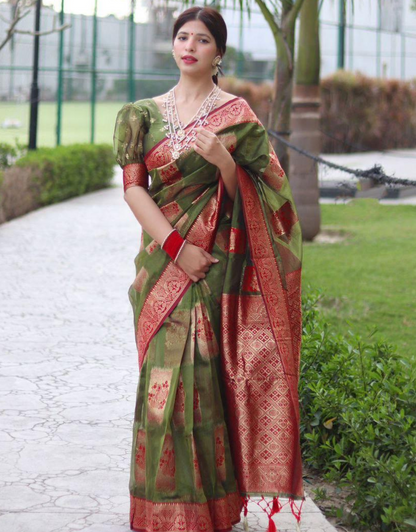 Jiya Green Banarasi Silk Saree