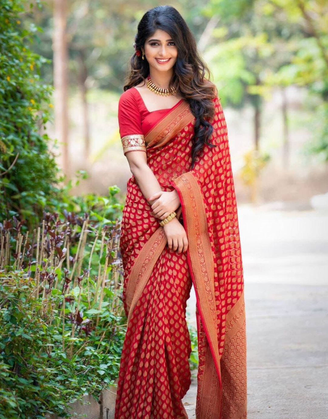 Reshma Red Lichi Silk Saree