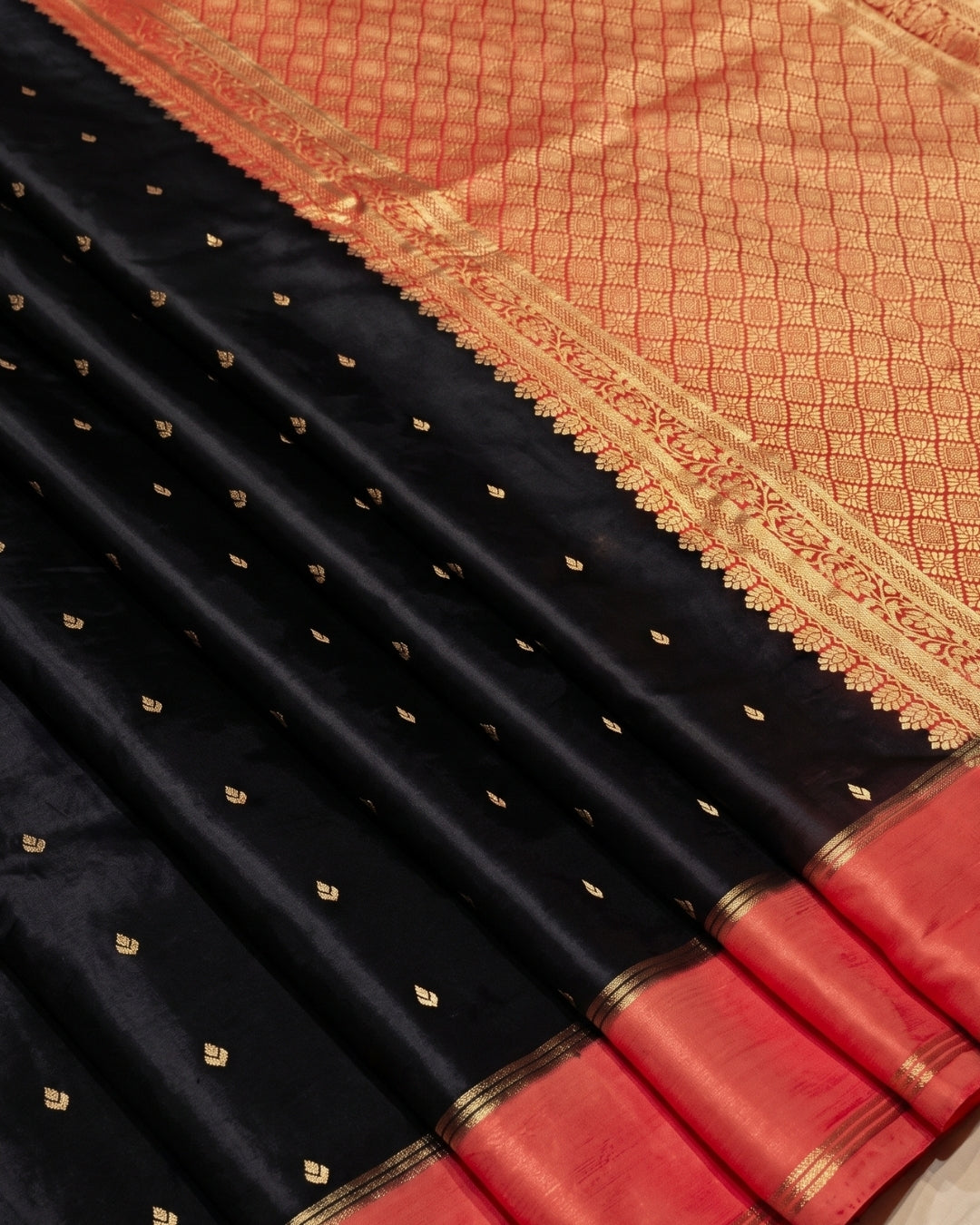 Jeny - Luxurious Black Kanjivaram Blend Silk Saree