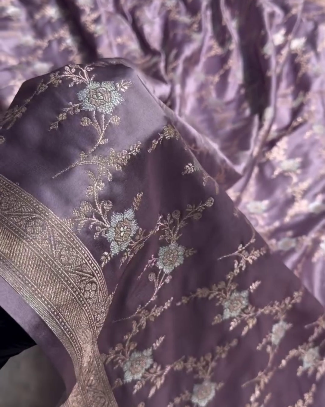 Samaira – Premium Lavender Banarasi Weave Saree