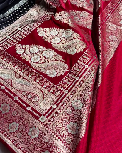Heny - Black Silver Zari Banarasi Silk Saree