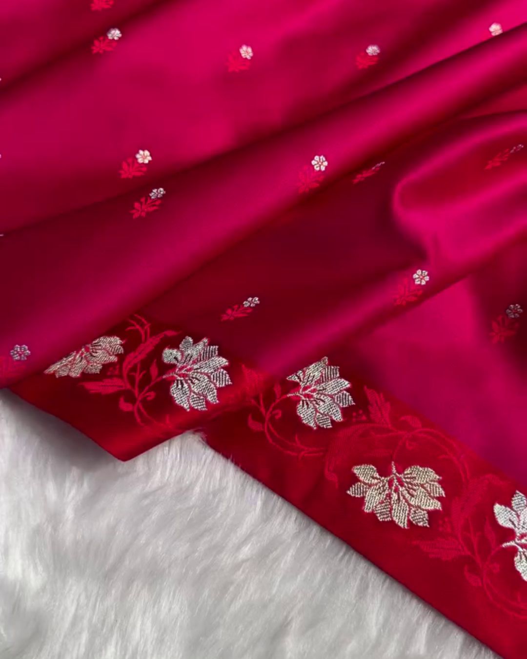 Hansika - Rani Pink Silk Saree with Woven Booti Work