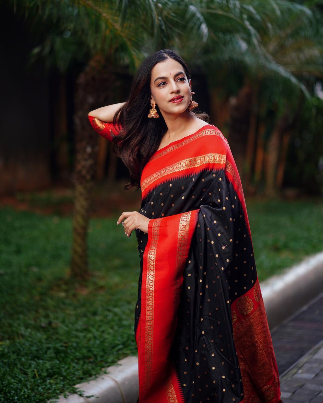 Richa Black Banarasi Silk Saree