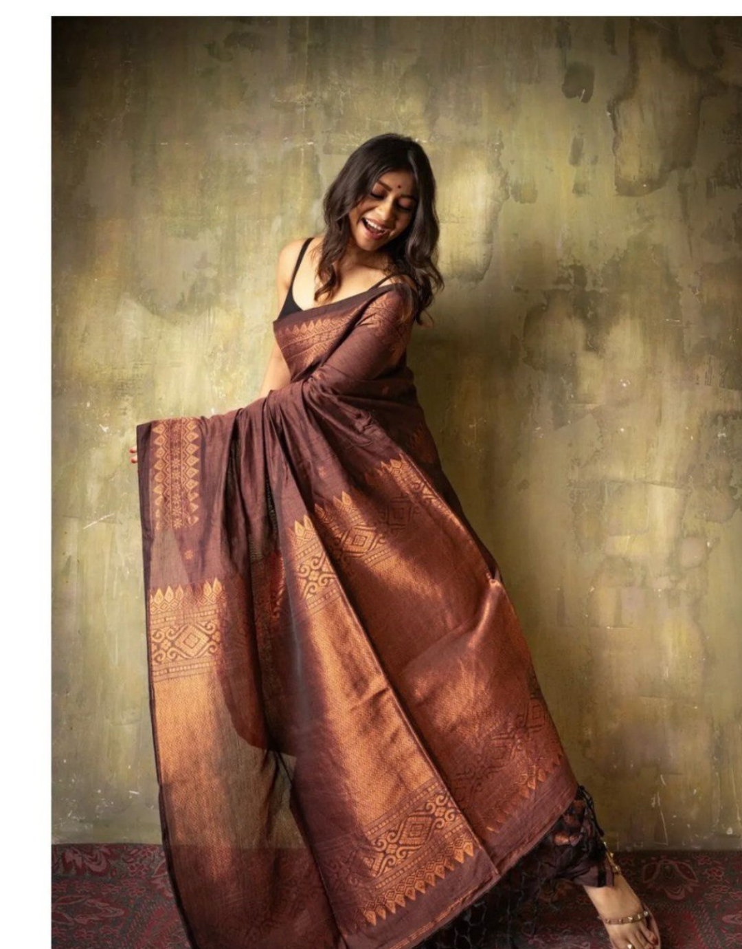 Kinjal Brown Banarasi Silk Saree