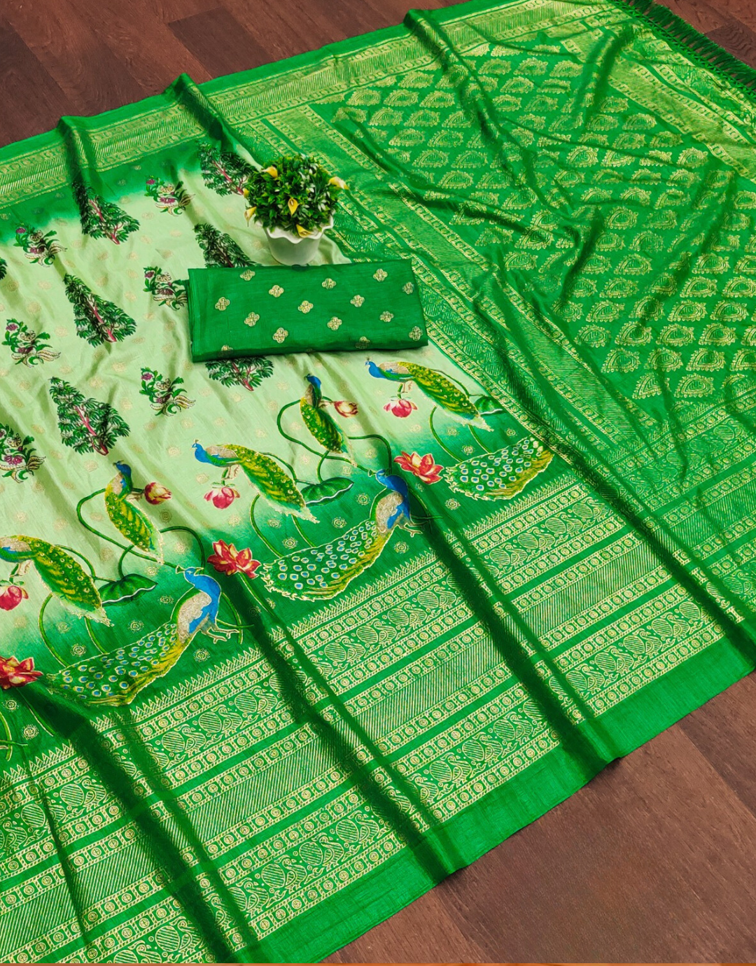 Ratan Green Dola Silk Saree