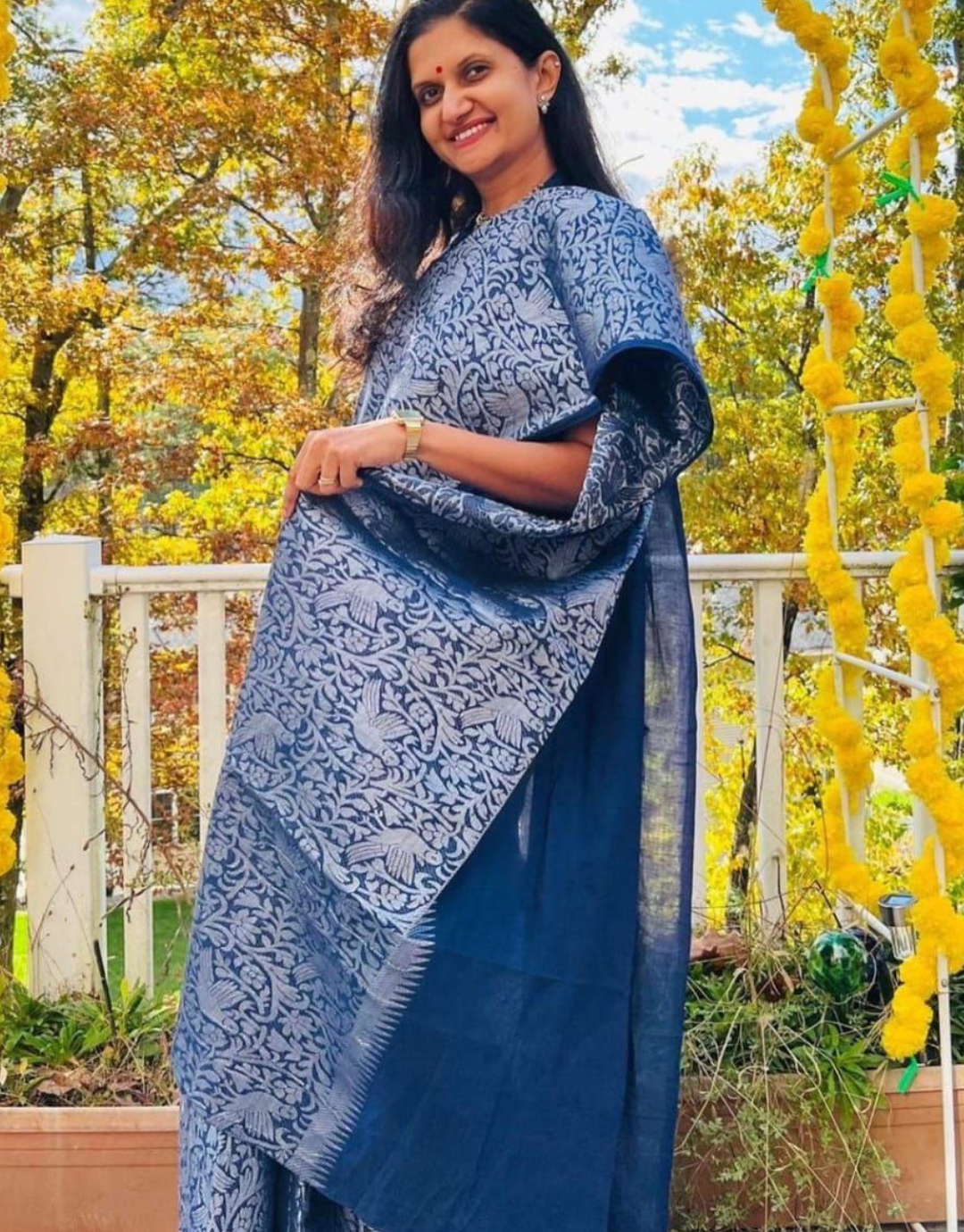 Chandani Navy Blue Soft Banarasi Silk Saree With Attractive Blouse