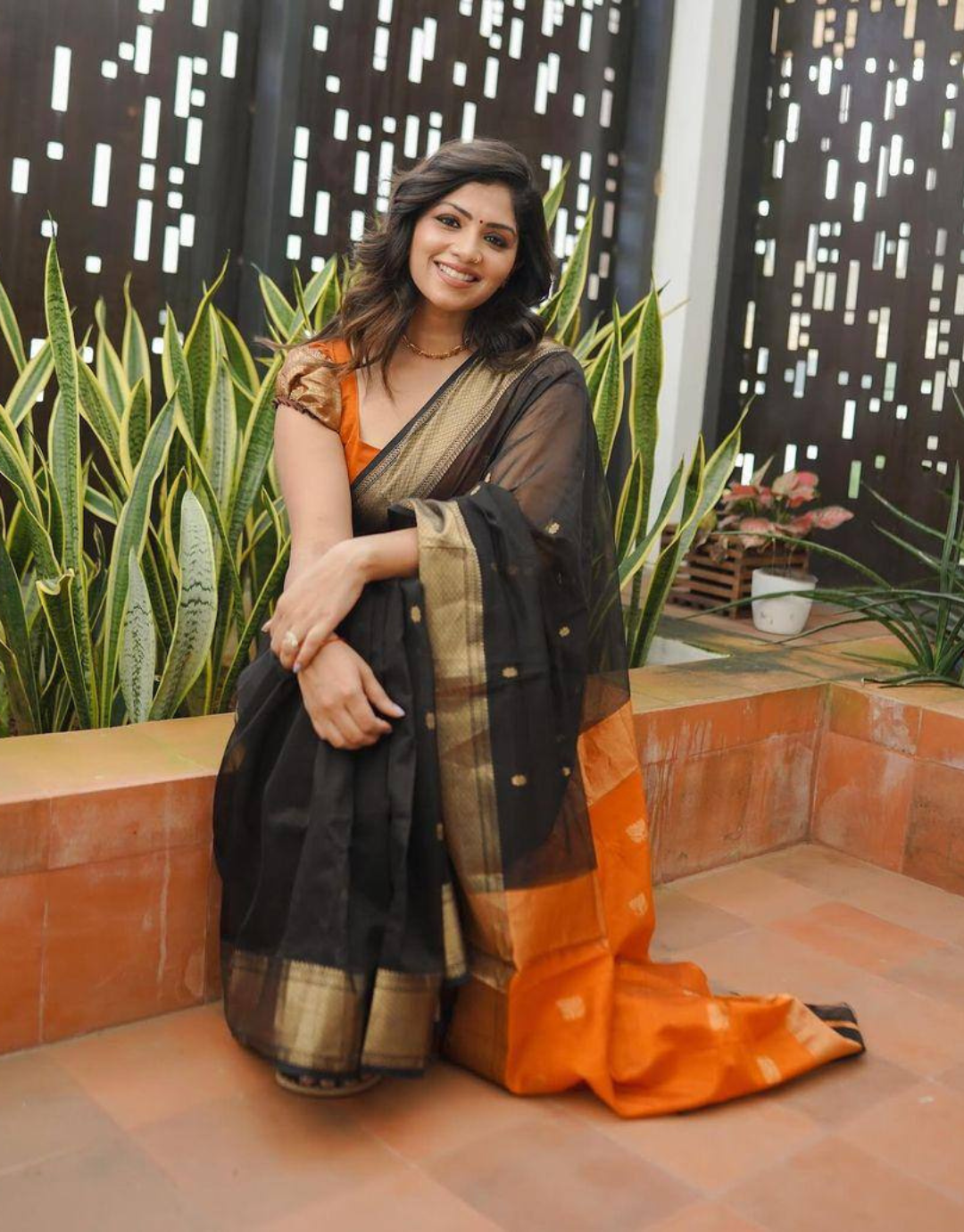 Kala Black-Orange Cotton Silk Saree3