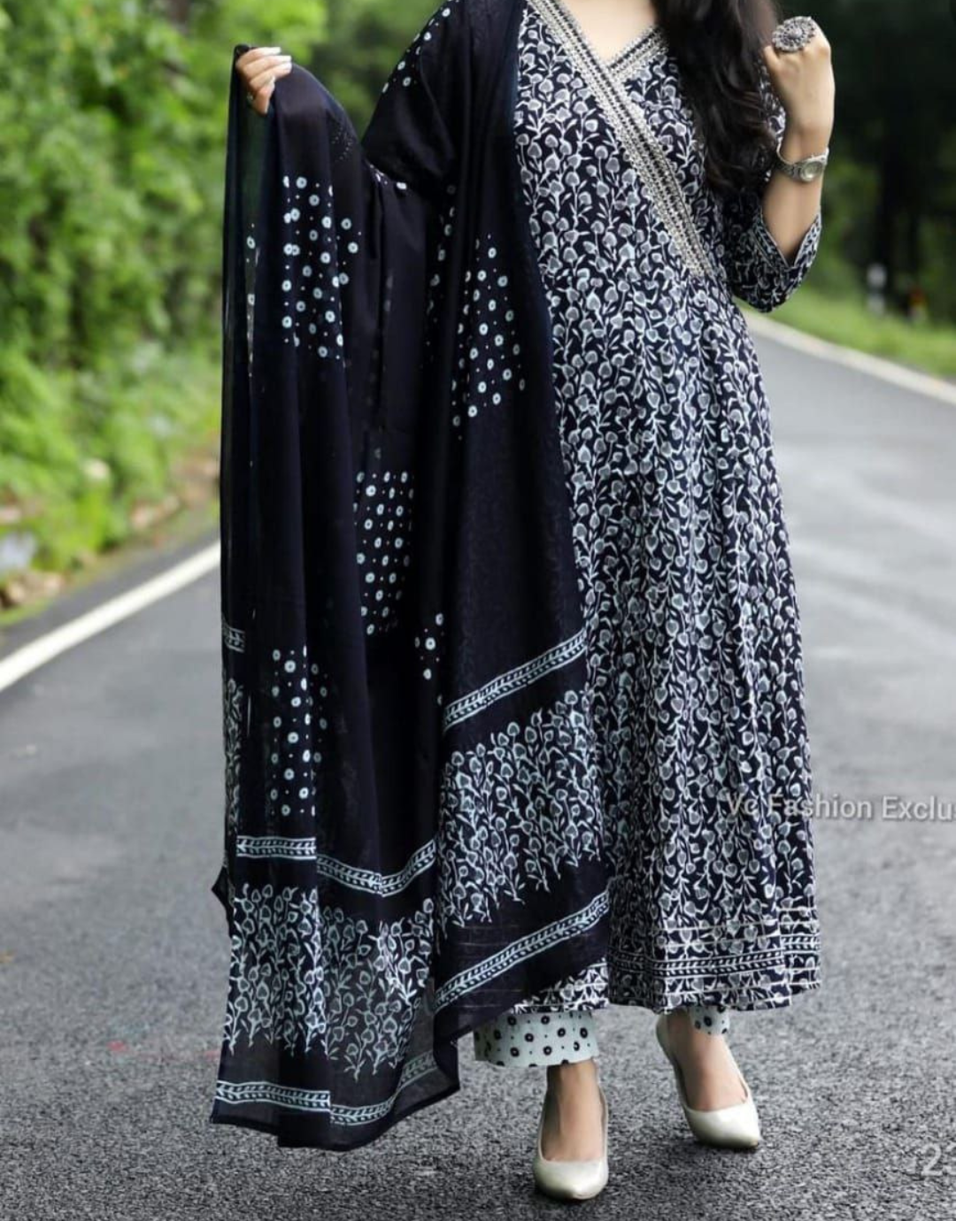 Bhumi Black Cotton Kurta Dupatta Pair