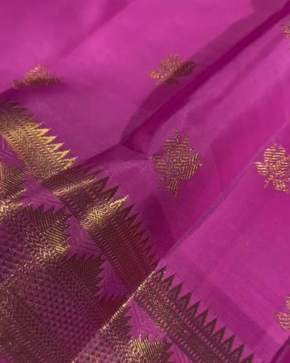Rubi - Elegant Lotus Butta Silk Blend Saree