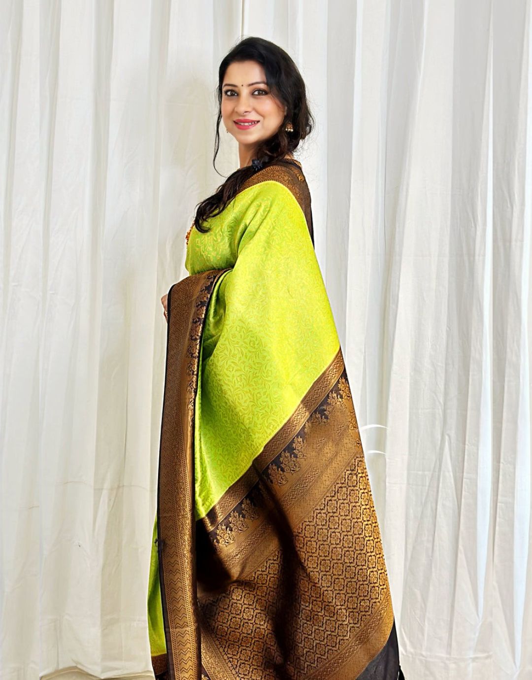 ARADHANA GREEN KANCHIPURAM SOFT SILK SAREE