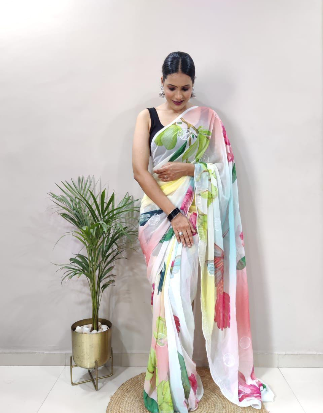 Mahira White Georgette Silk Saree