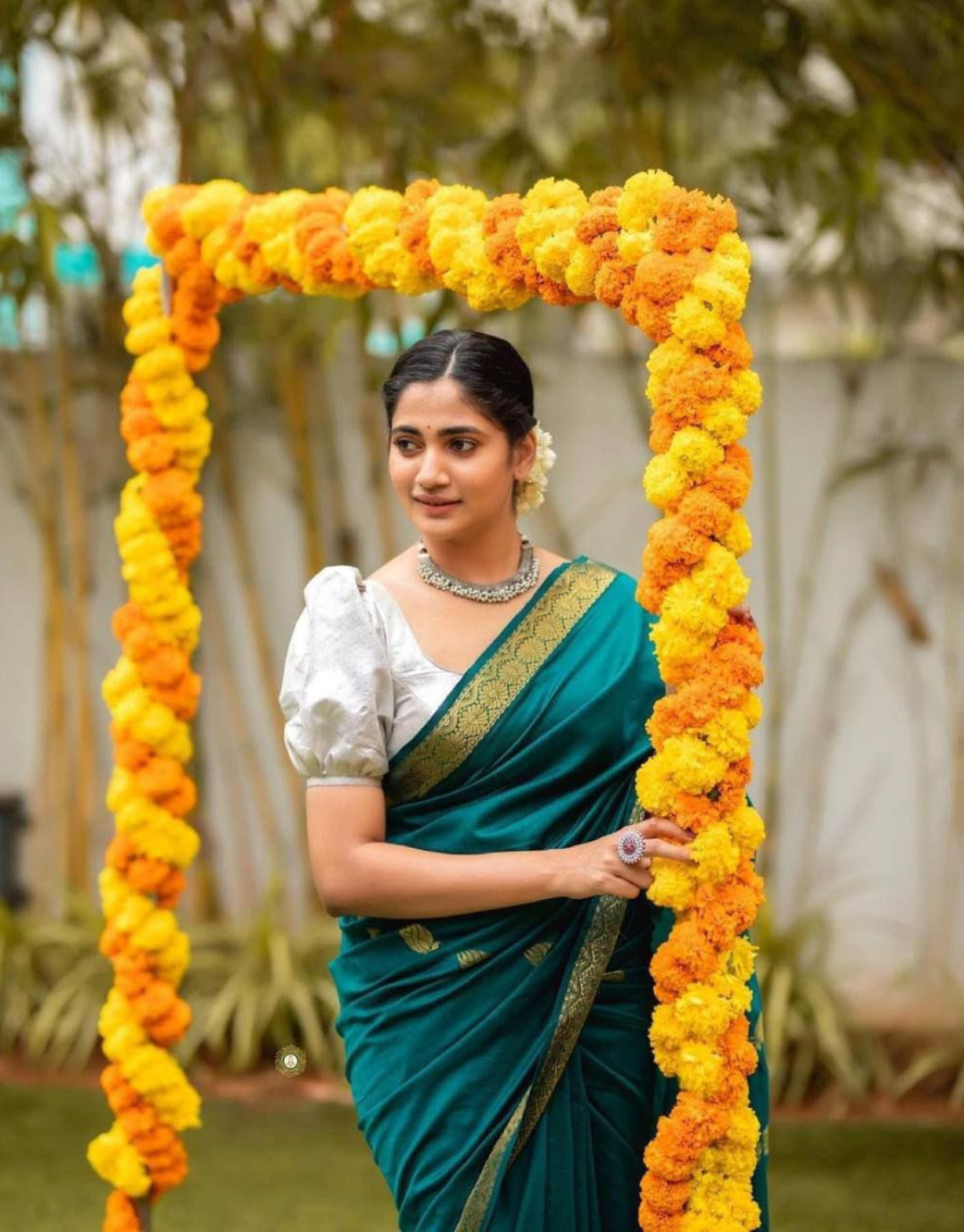 Nita Sherwood Green Banarasi Silk Saree With Attached Blouse