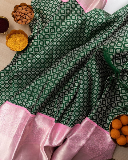 Vyomkesh Green Kanchipuram Saree