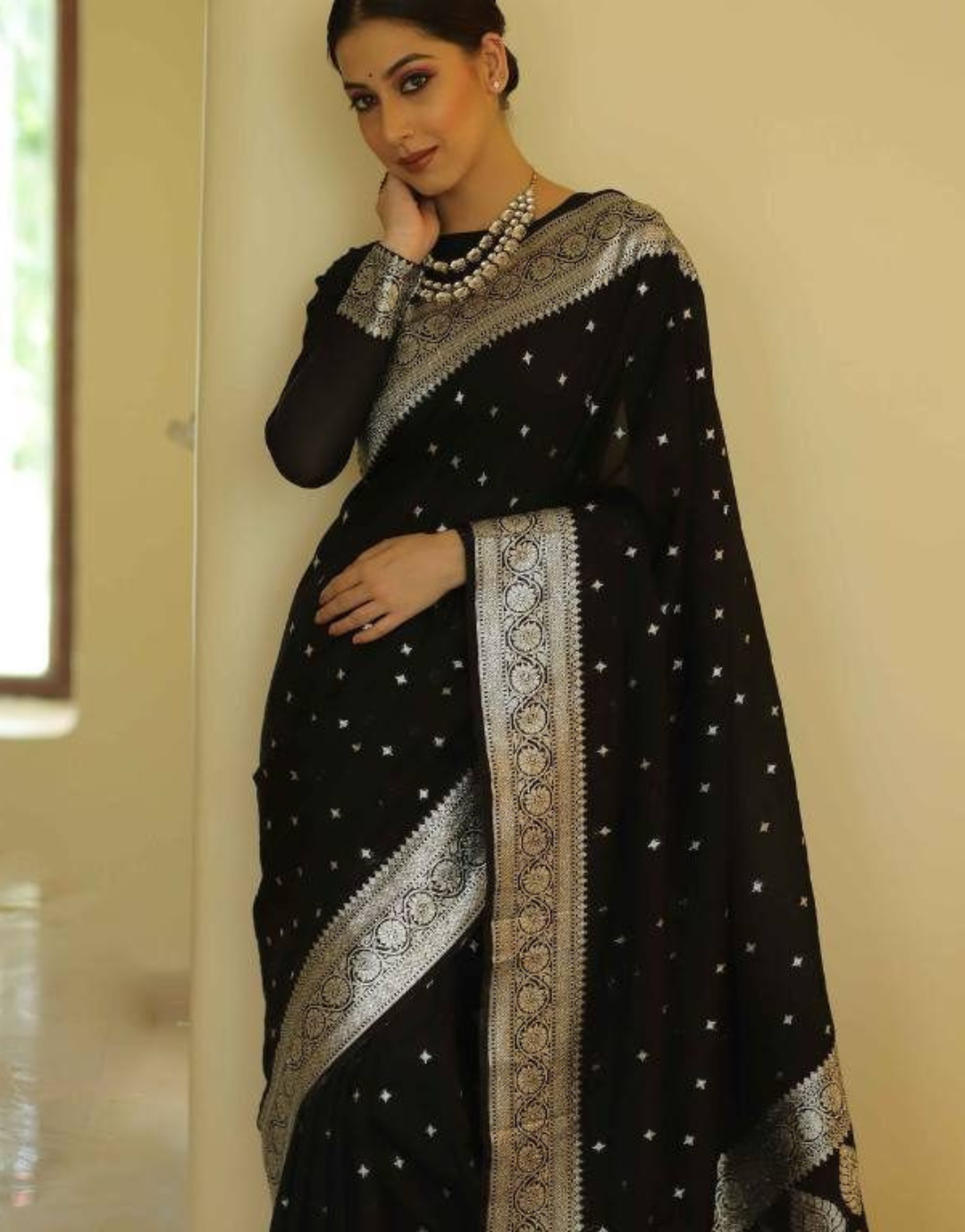 Vruti Black Cotton Silk Saree With Attached Blouse