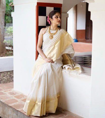 ELA OffWhite Soft Silk Saree