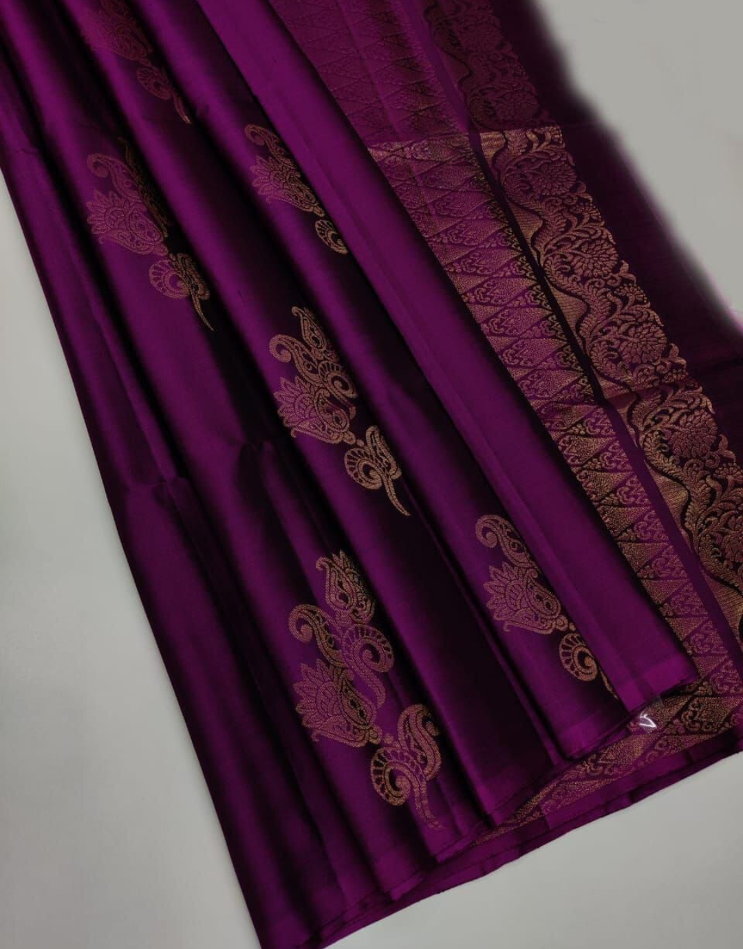 Sweta Purple Litchi Silk Saree