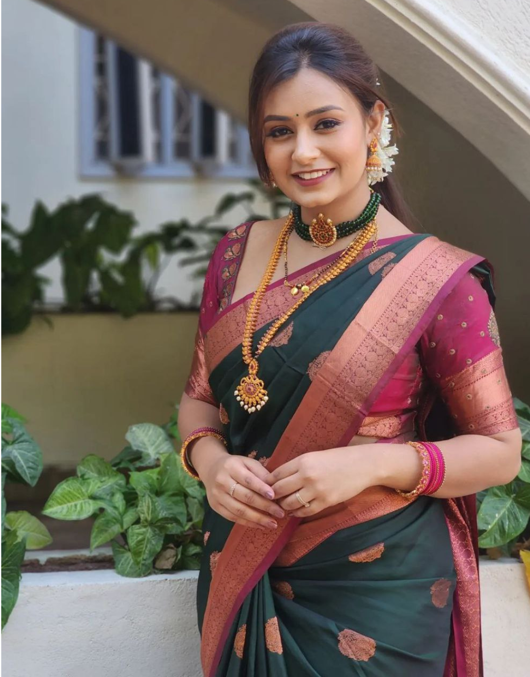 Anjali Dark Green Kanchipuram Silk Saree With Attractive Blouse